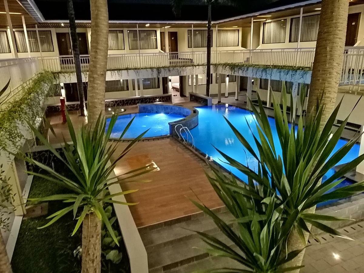 Arkeo Hotel バンドゥン エクステリア 写真